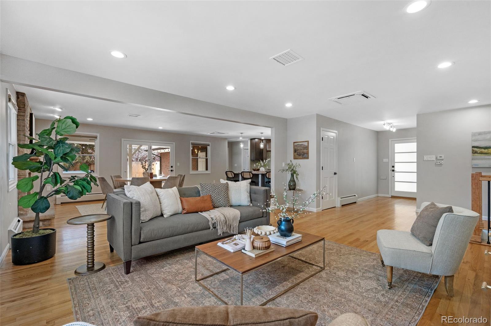 2738 S Langley Court Denver CO 80210