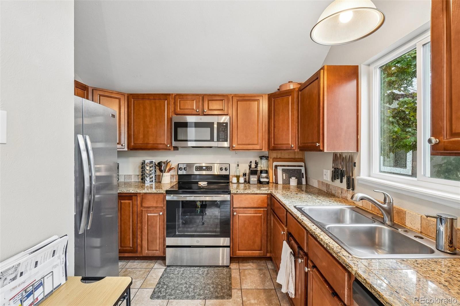 3850 S Genoa Court Aurora CO 80013