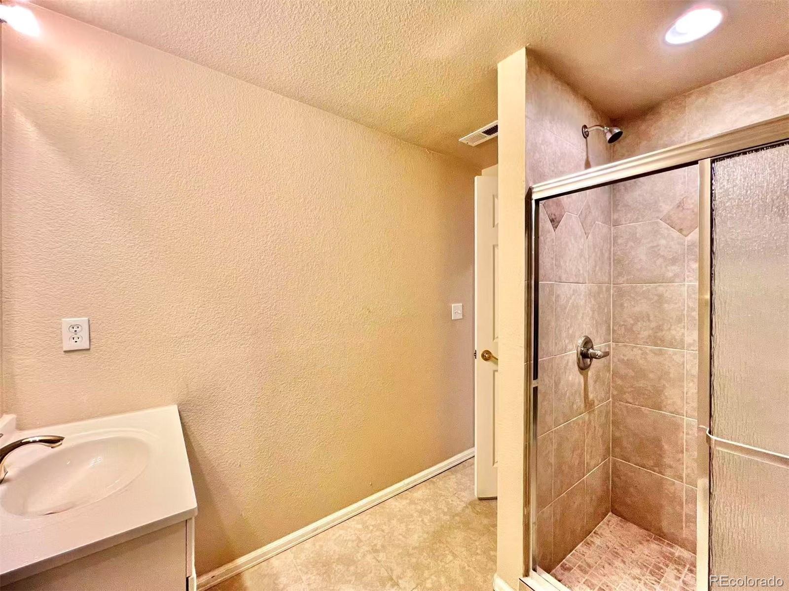 4365 S Hoyt Street Littleton CO 80123