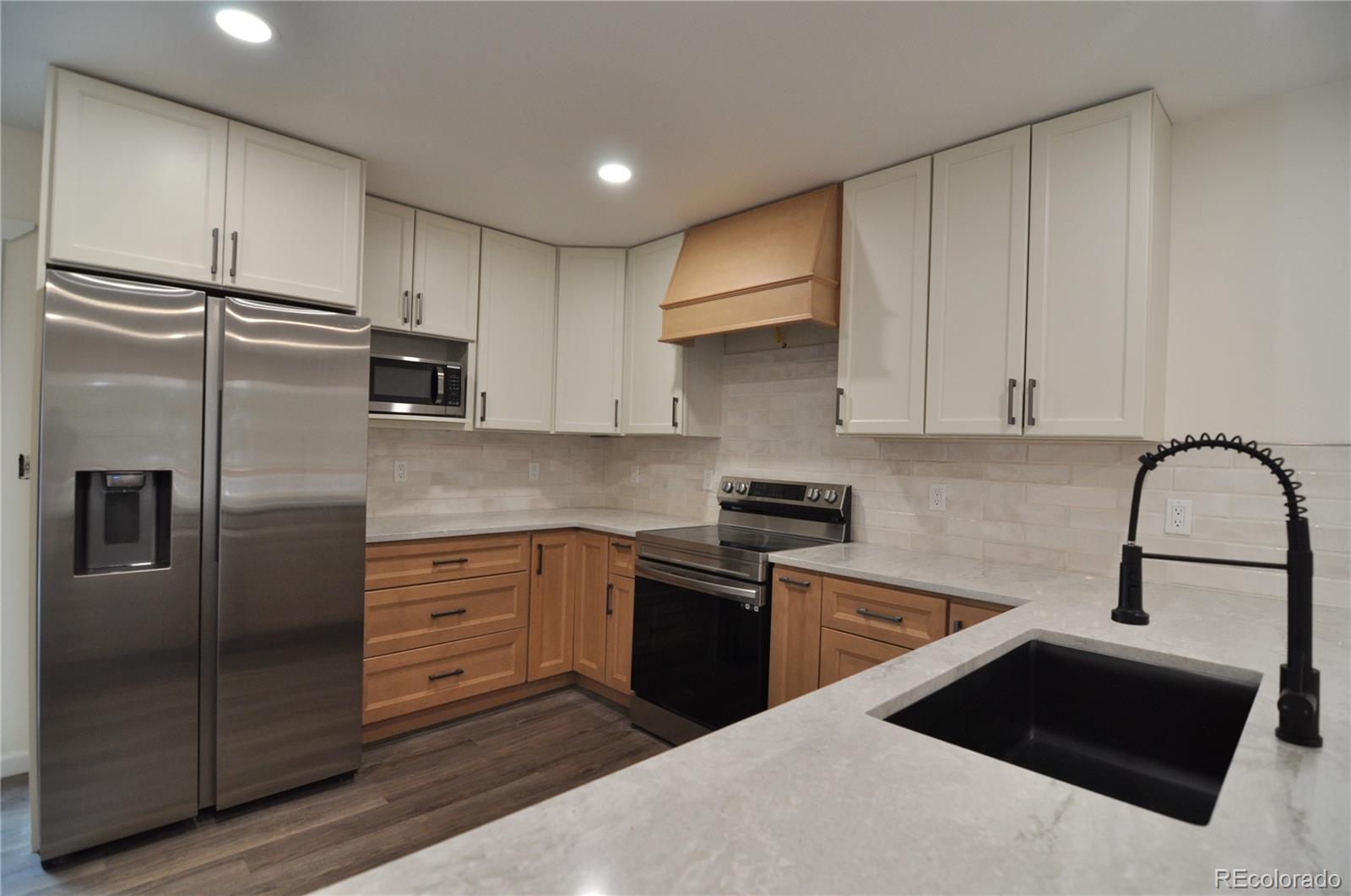 995 Oakwood Drive Castle Rock CO 80104