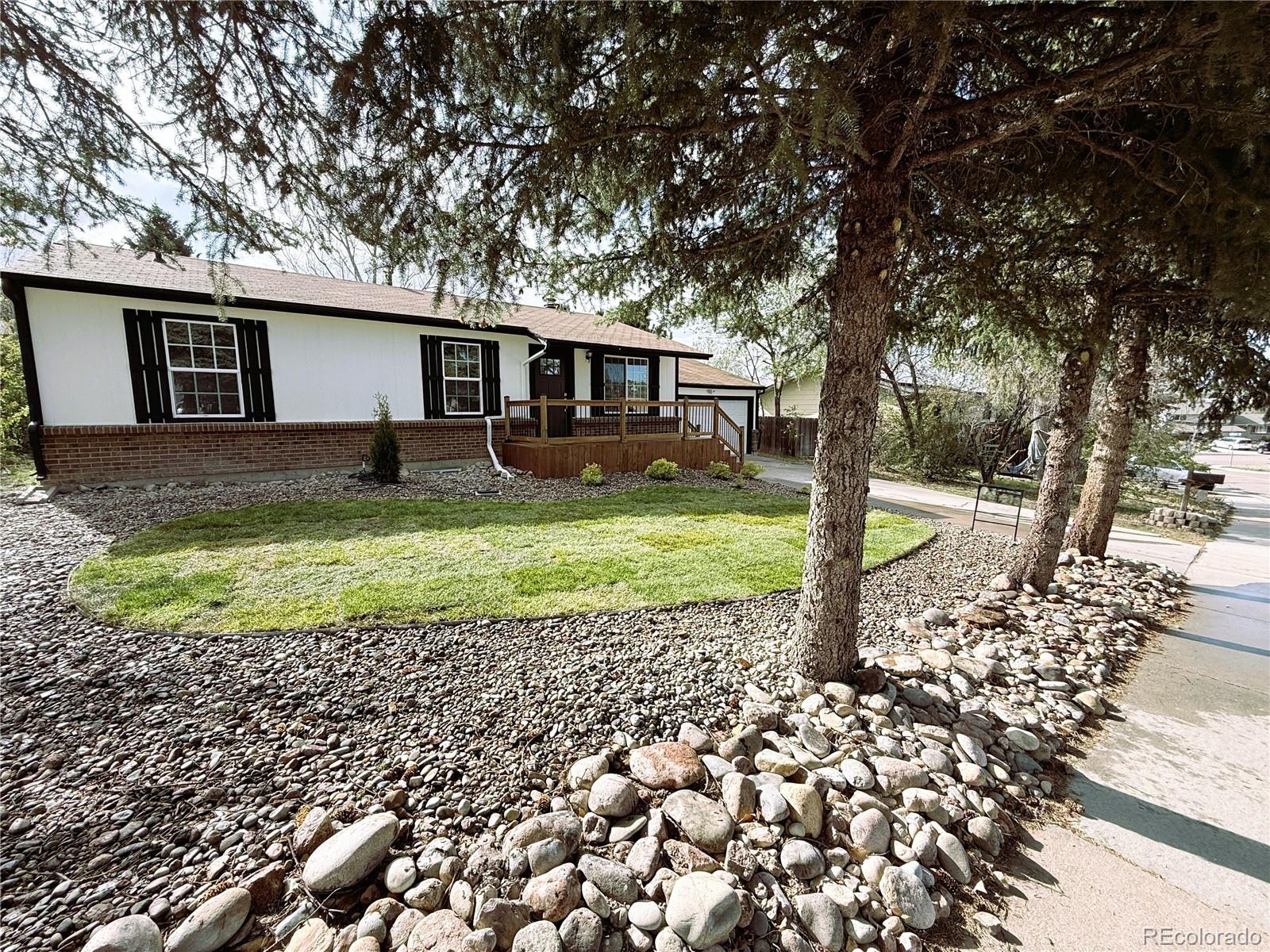 995 Oakwood Drive Castle Rock CO 80104