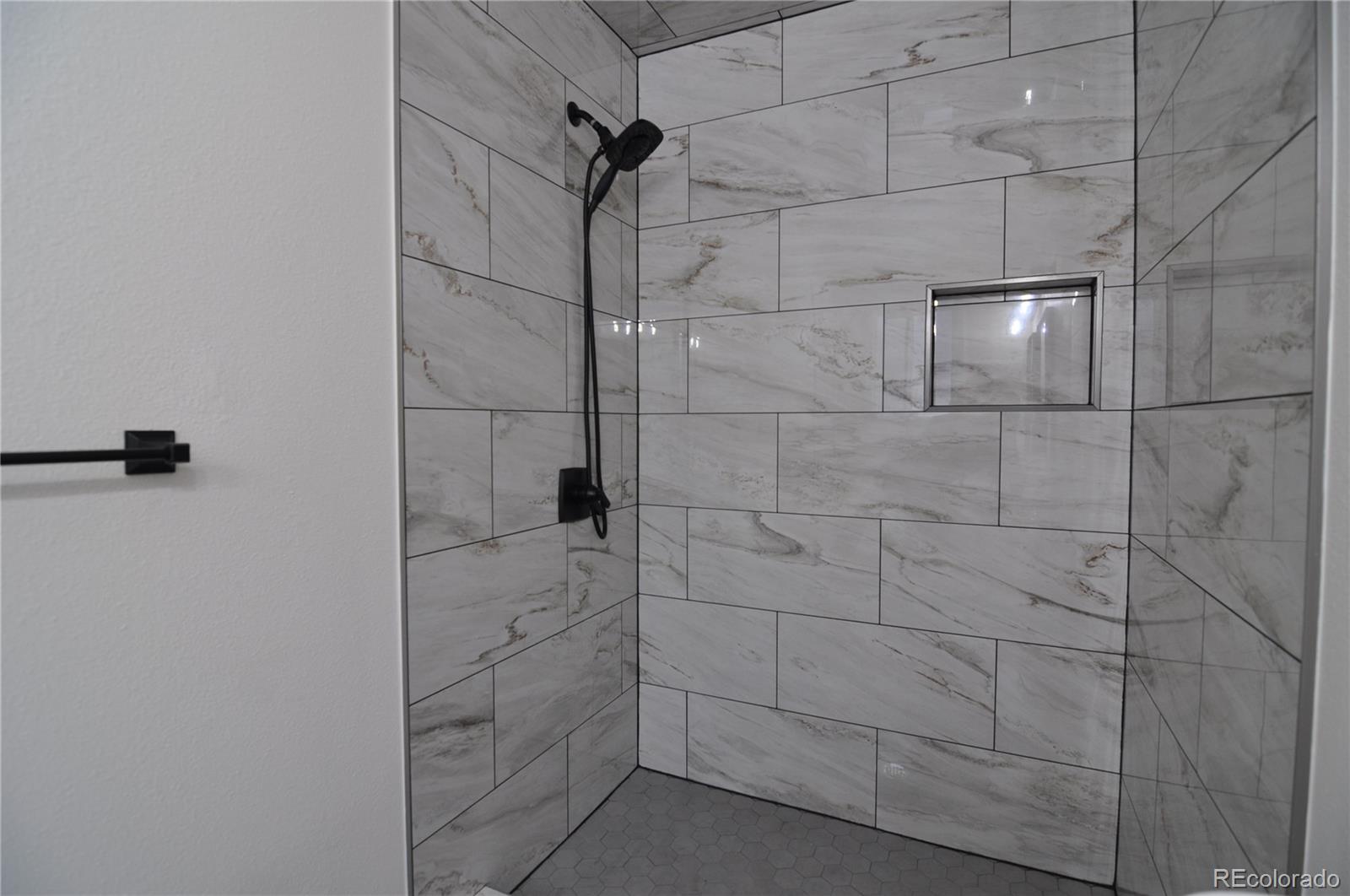 995 Oakwood Drive Castle Rock CO 80104