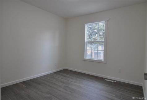 995 Oakwood Drive Castle Rock CO 80104