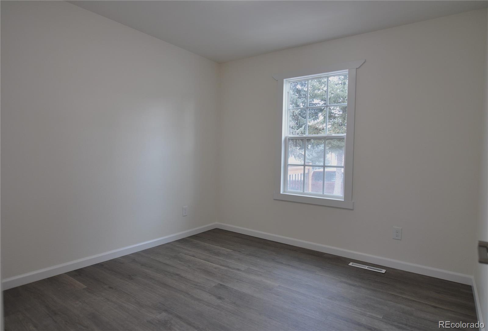 995 Oakwood Drive Castle Rock CO 80104