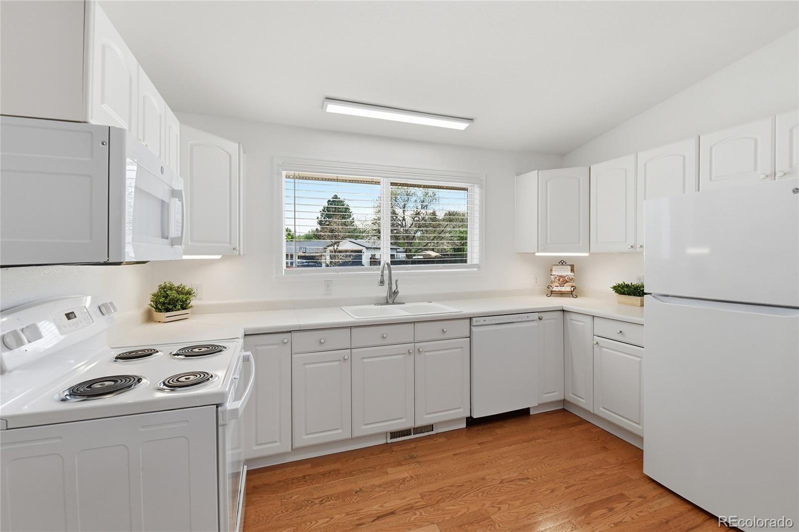5445 W Caryl Place Littleton CO 80128