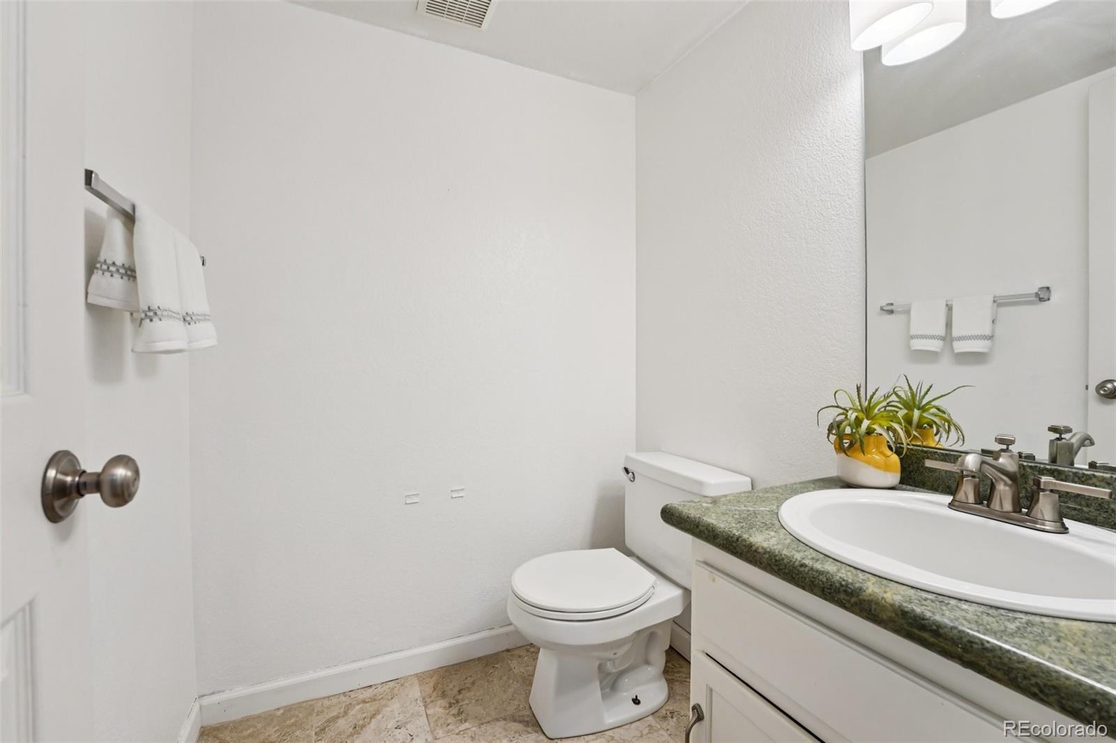 5255 S Danube Street Centennial CO 80015