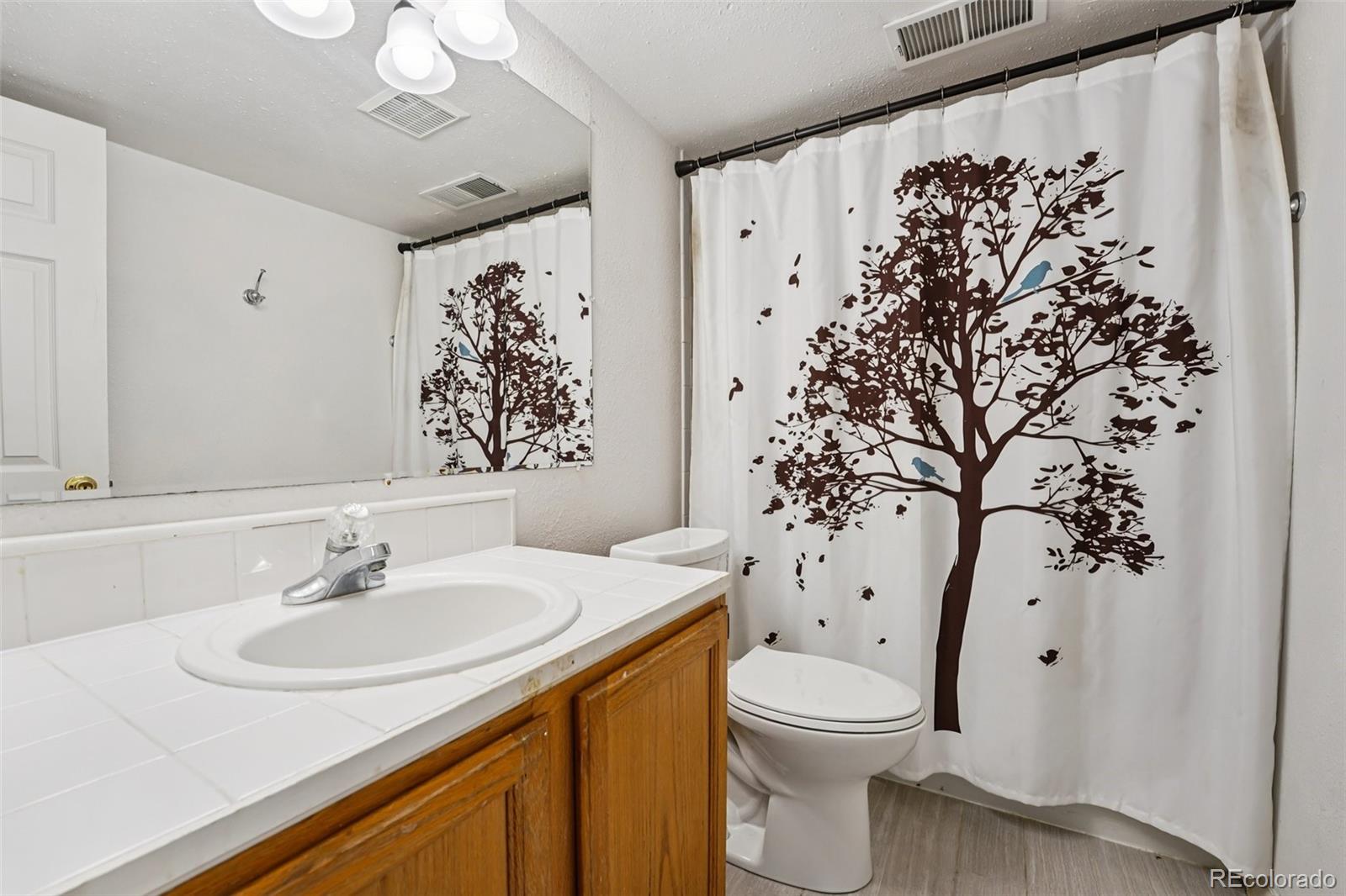 5255 S Danube Street Centennial CO 80015