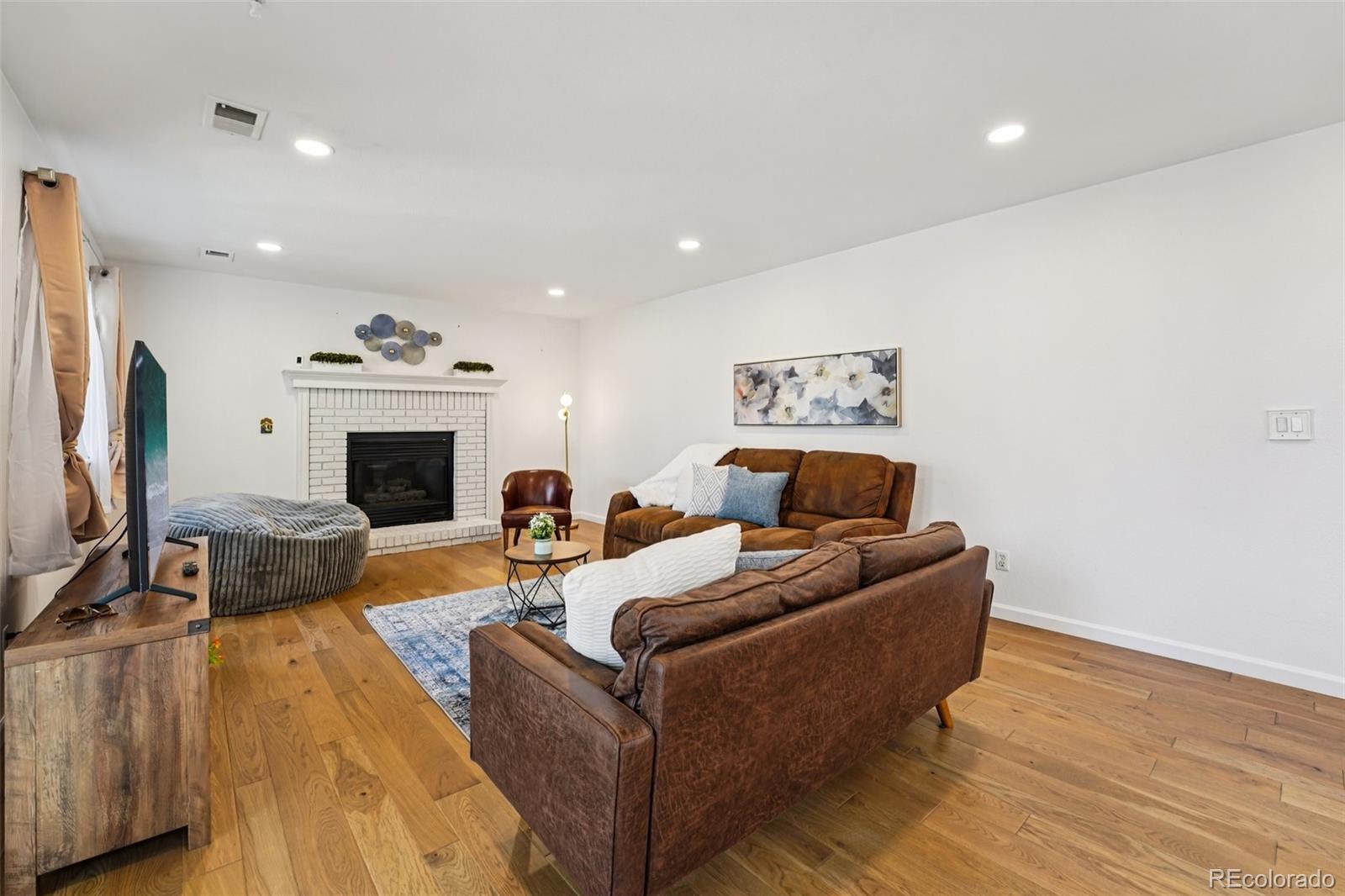 5255 S Danube Street Centennial CO 80015