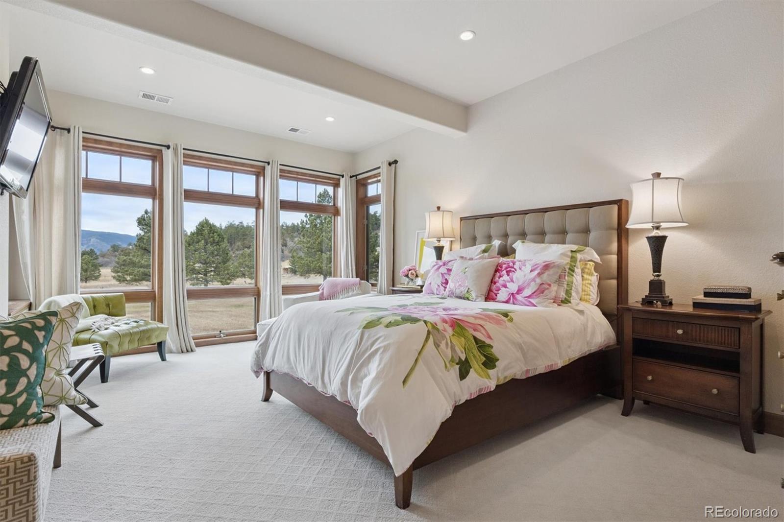 8061 Sugarloaf Road Larkspur CO 80118