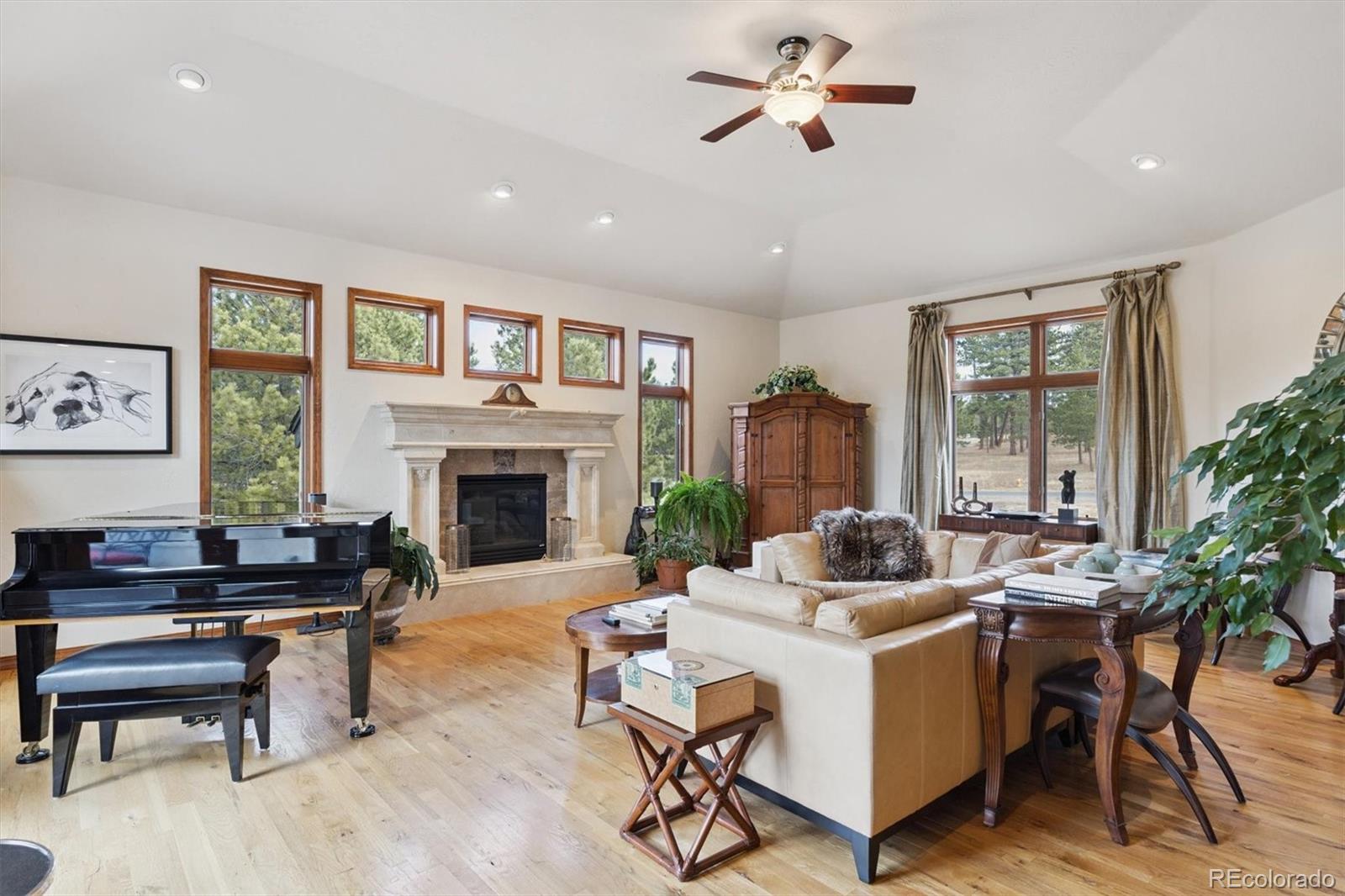 8061 Sugarloaf Road Larkspur CO 80118