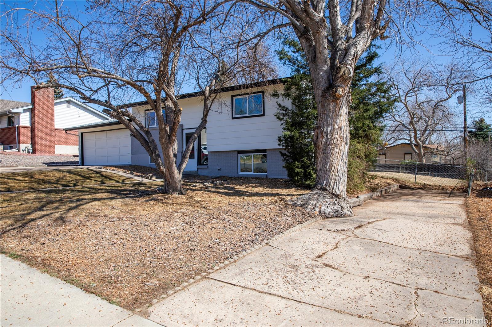 972 S Quail Way Lakewood CO 80226