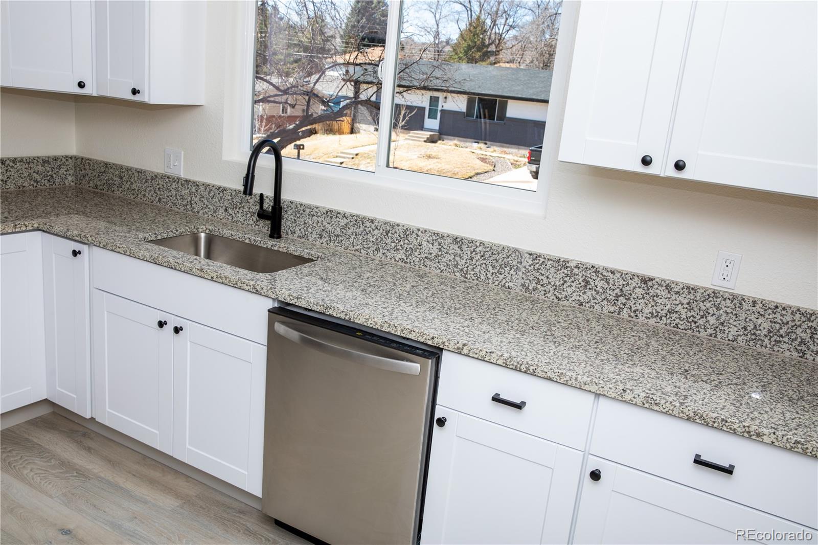 972 S Quail Way Lakewood CO 80226