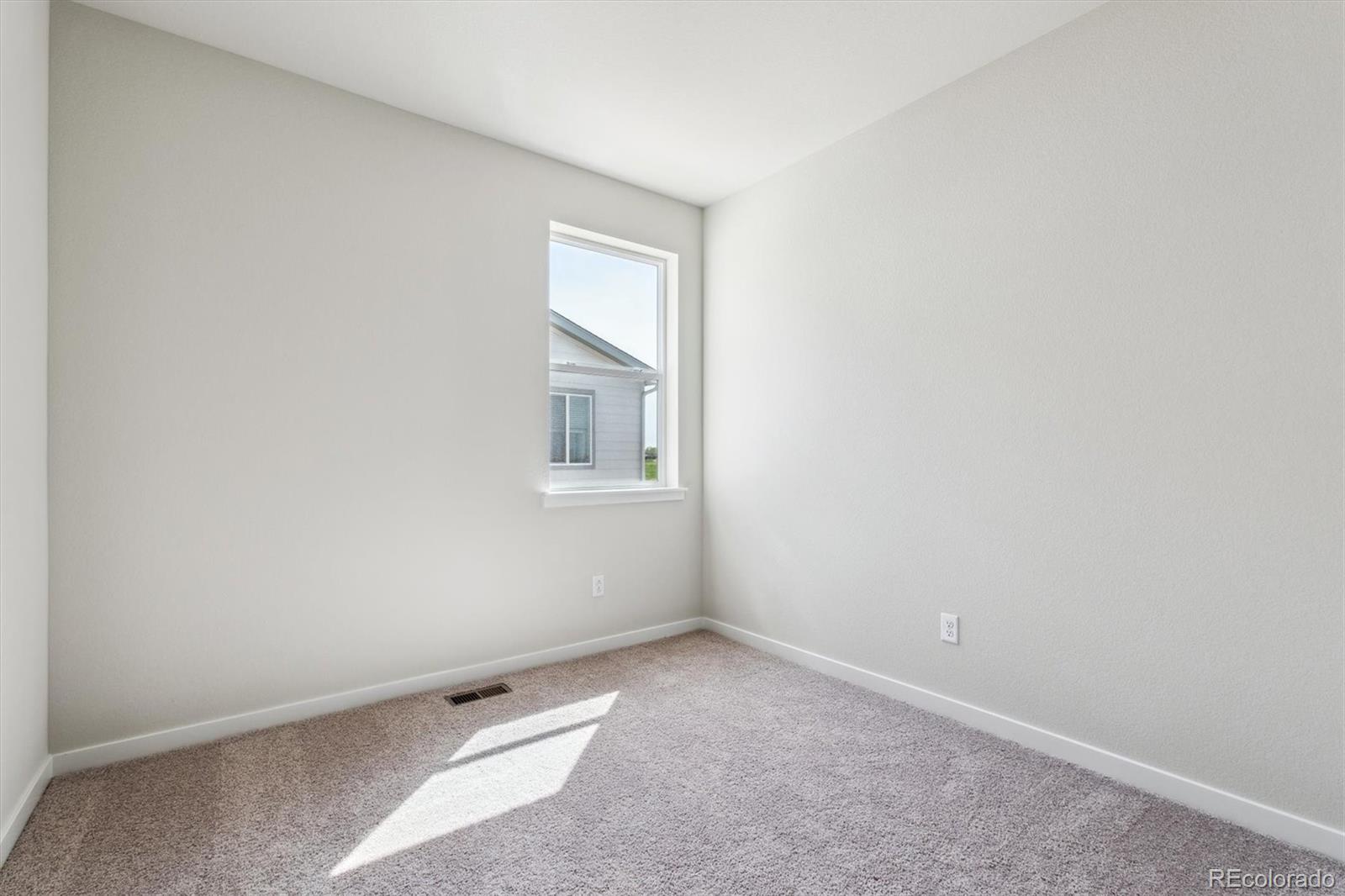 14482 Heritage Drive Mead CO 80504