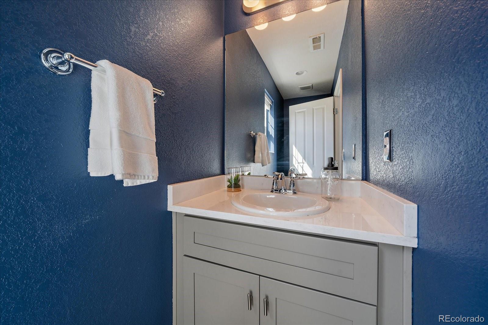 1250 W Quincy Circle Englewood CO 80110