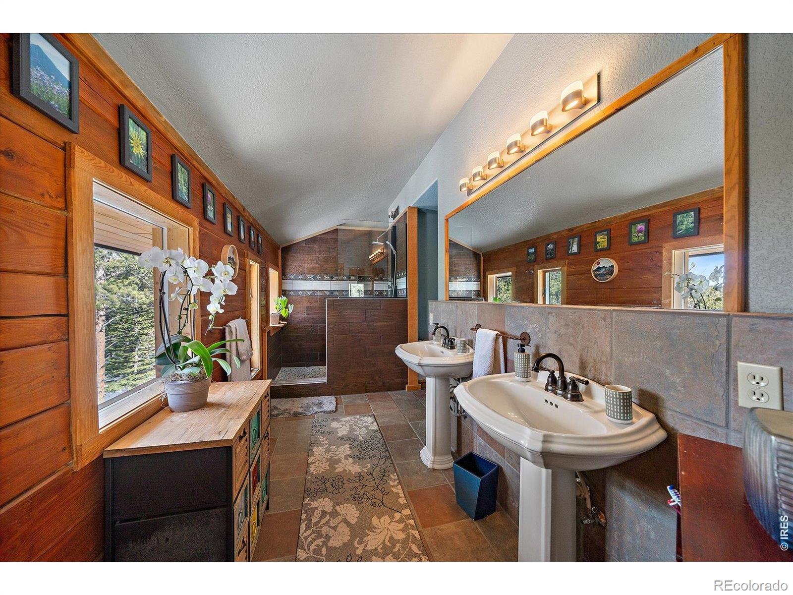 143 Crockett Trail Ward CO 80481