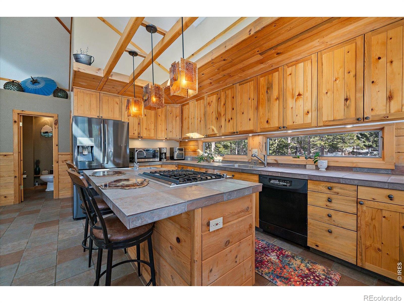 143 Crockett Trail Ward CO 80481