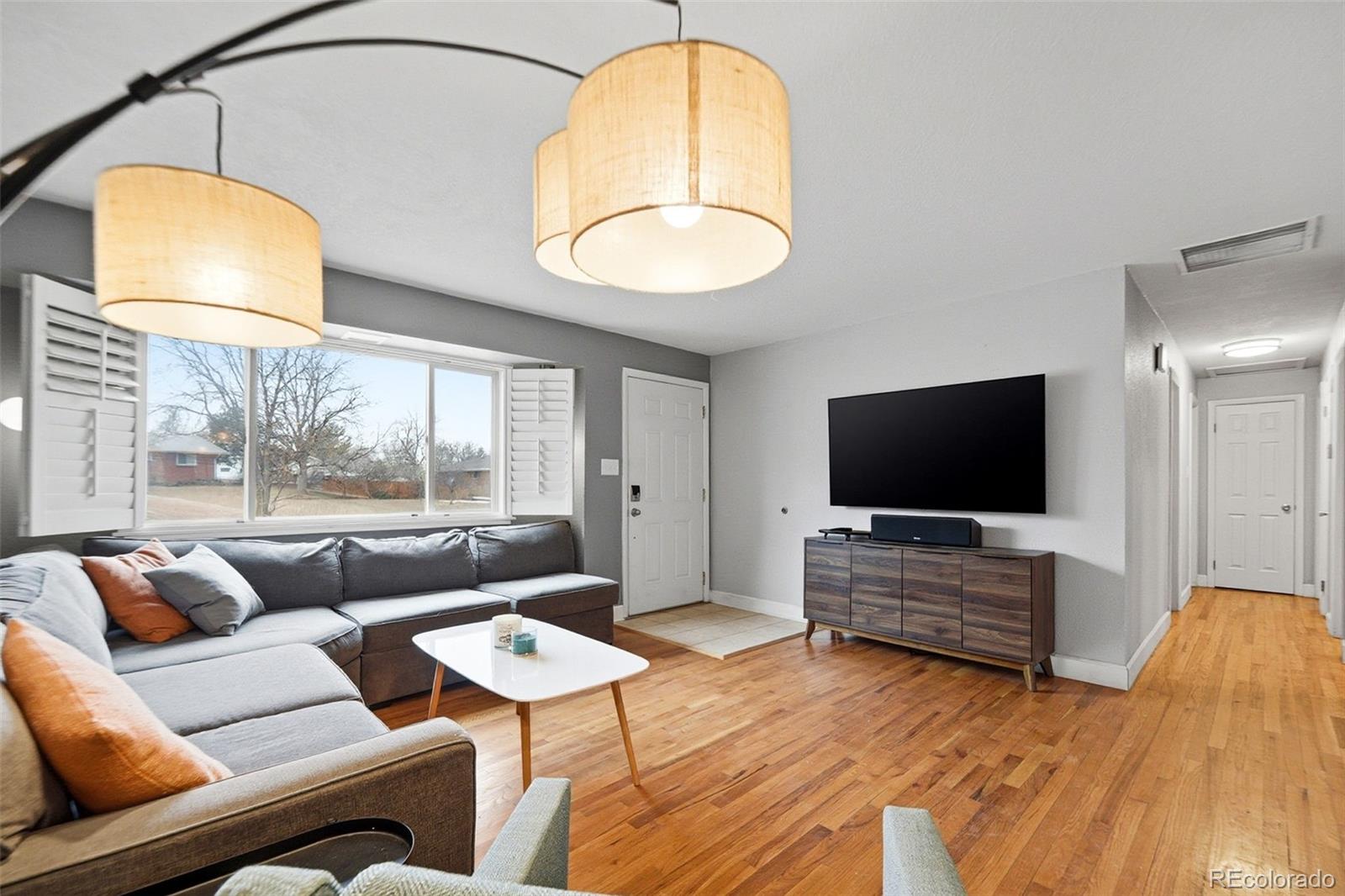 6034 S Steele Street Centennial CO 80121