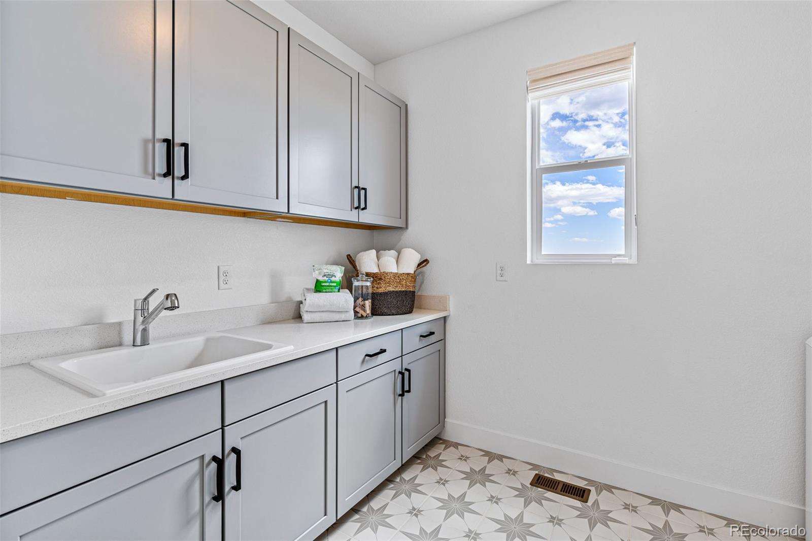 745 Stillwell Avenue Elizabeth CO 80107