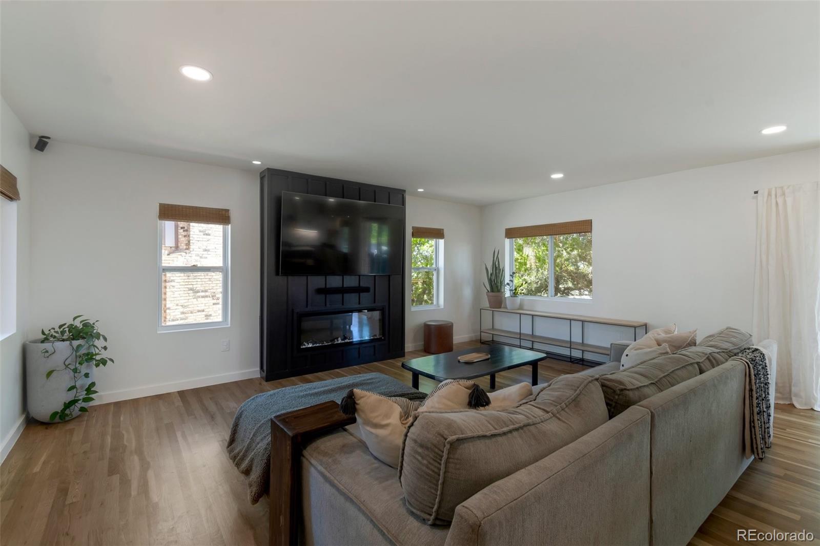2184 S Braun Way Lakewood CO 80228