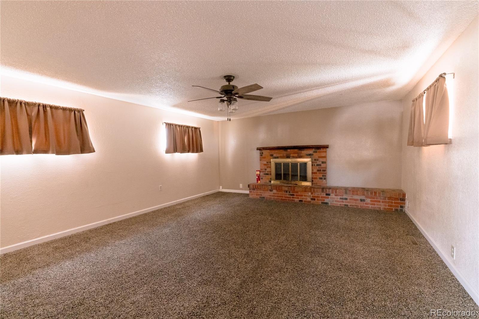 2021 Lynwood Lane Pueblo CO 81005