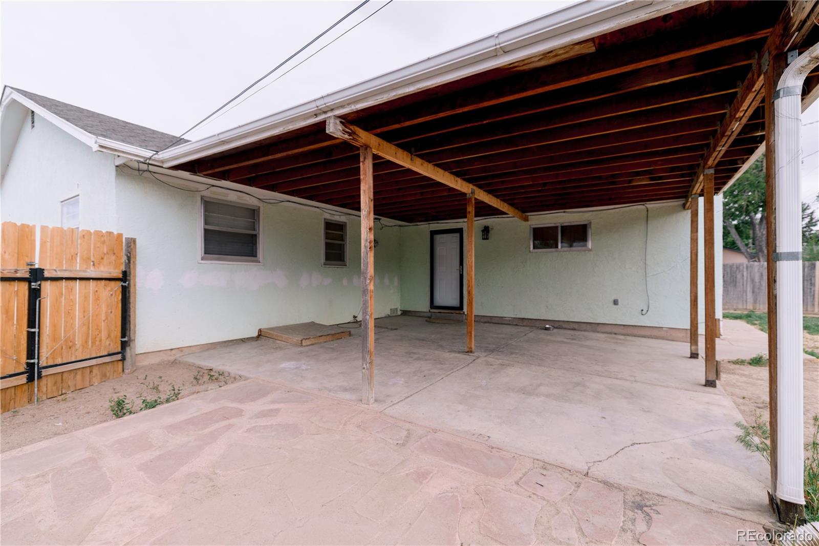 2021 Lynwood Lane Pueblo CO 81005