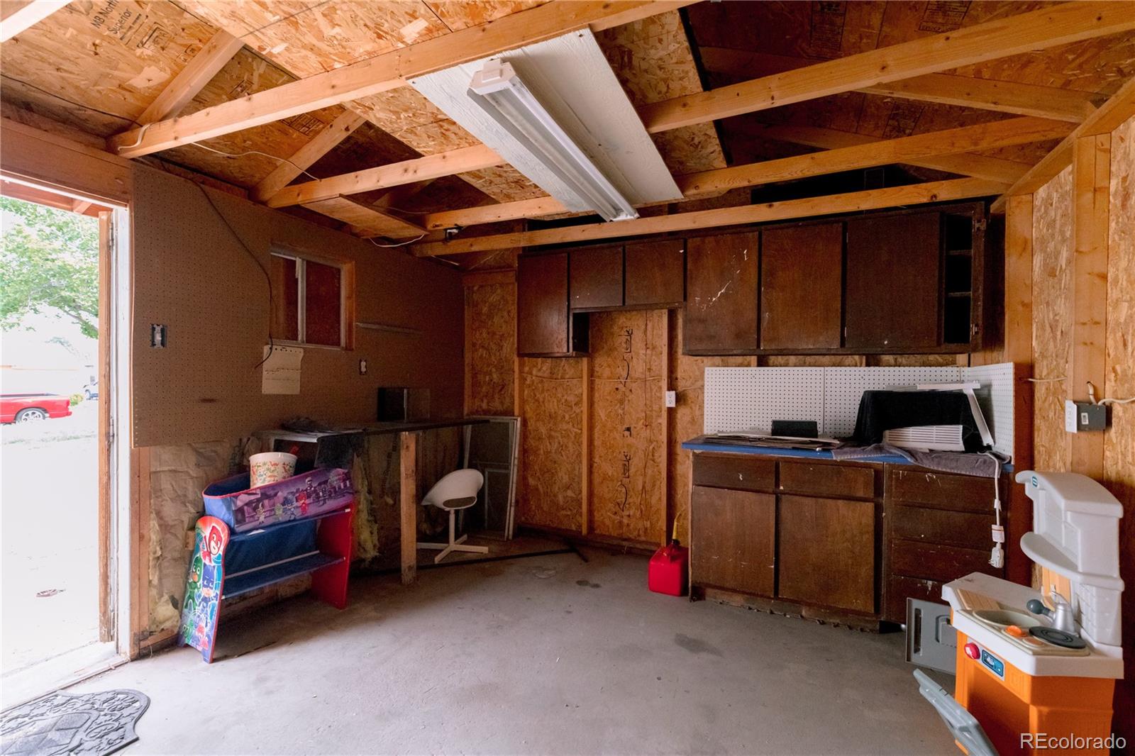 2021 Lynwood Lane Pueblo CO 81005