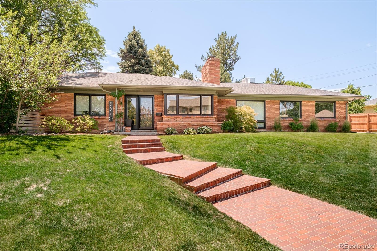 Denver CO, 5540 E 4th Avenue