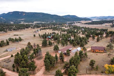 34 Fetlock Florissant CO 80816