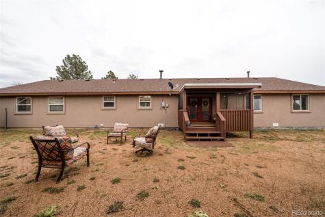 34 Fetlock Florissant CO 80816