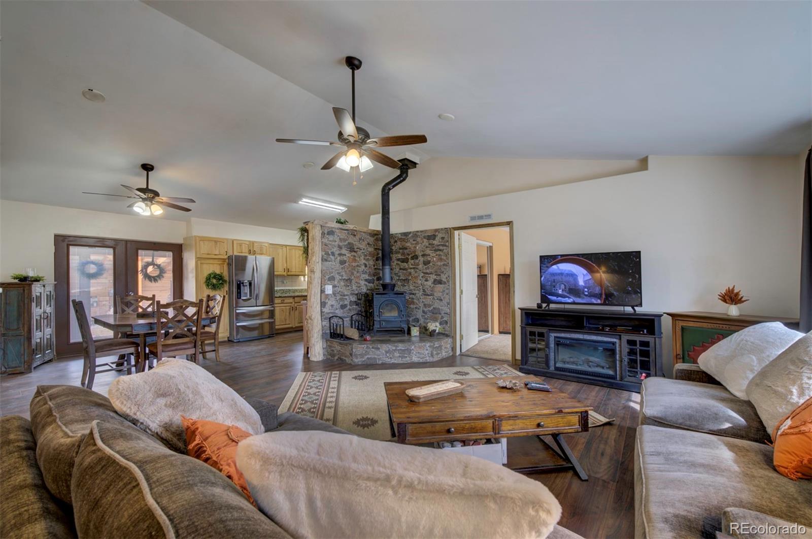 34 Fetlock Florissant CO 80816