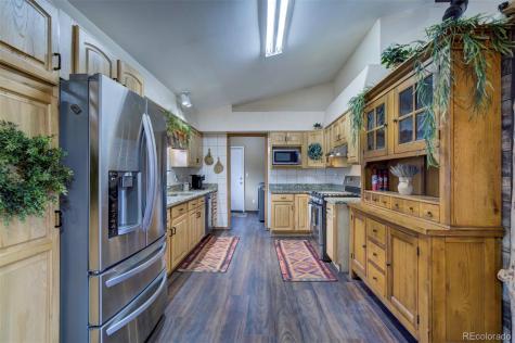 34 Fetlock Florissant CO 80816