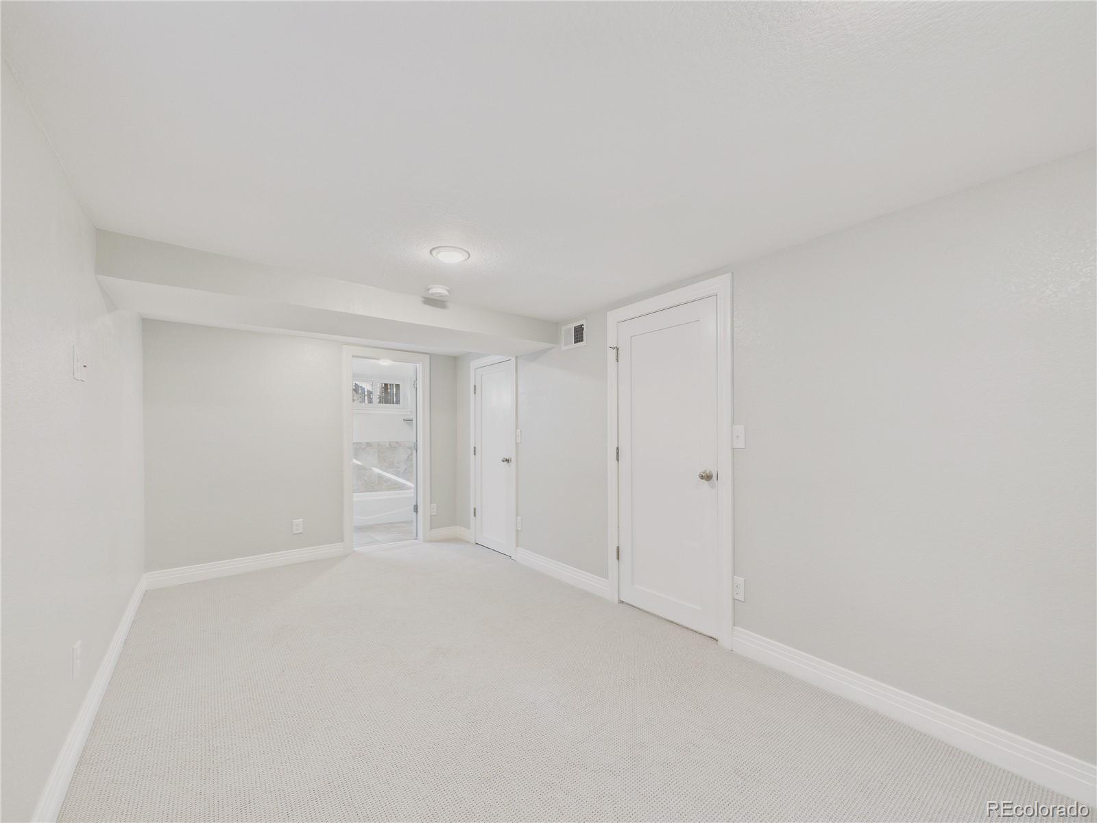 3334 W 37th Avenue Denver CO 80211