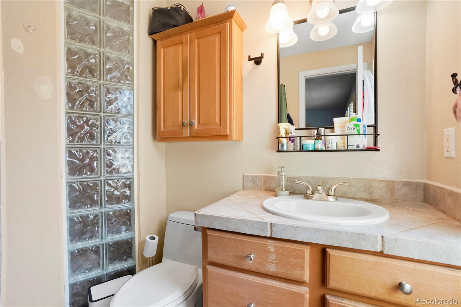 5295 W Plymouth Drive Littleton CO 80128