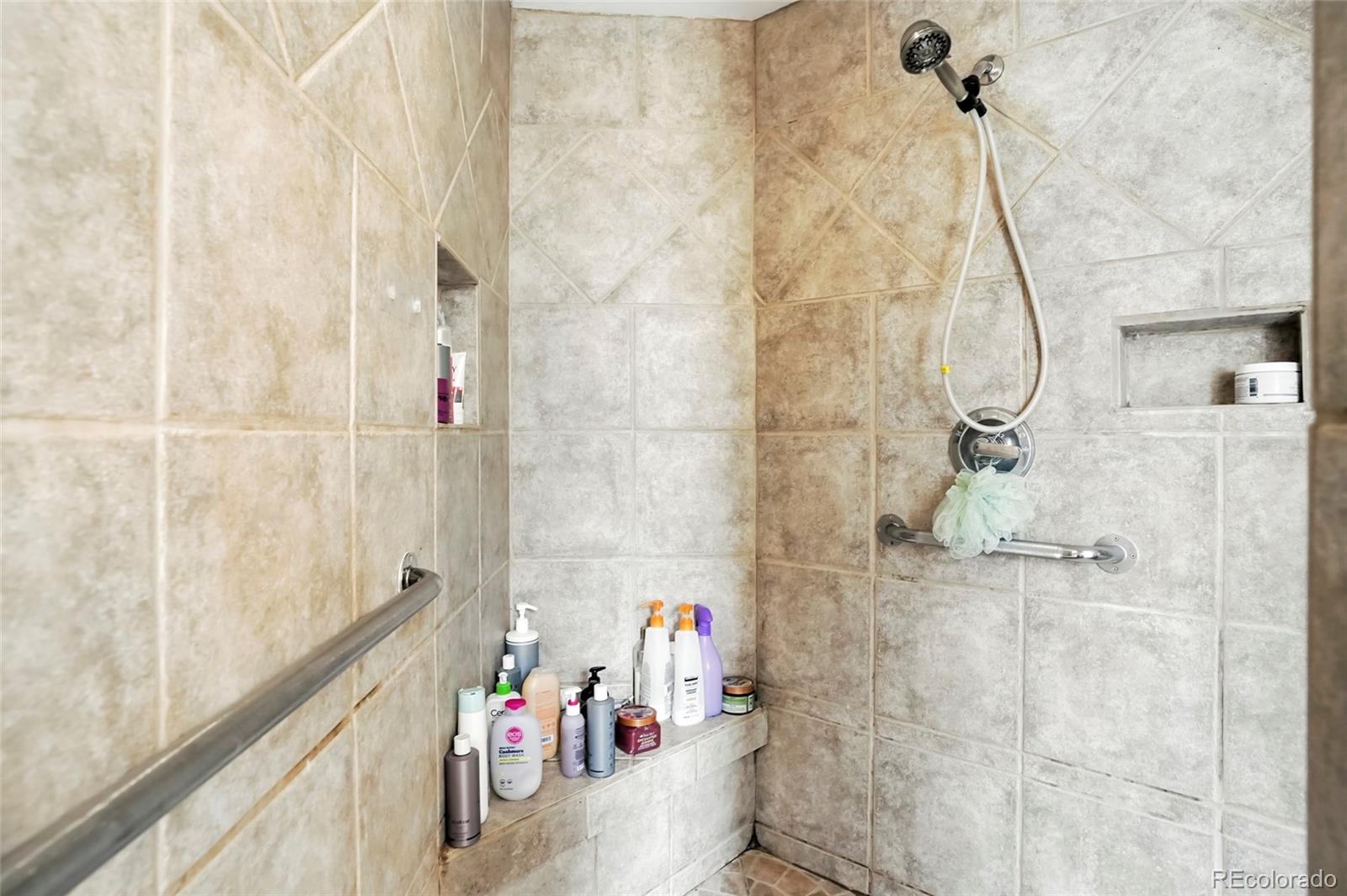 5295 W Plymouth Drive Littleton CO 80128