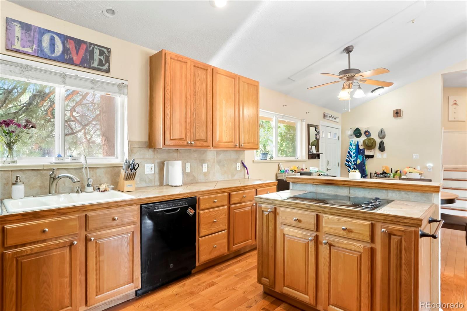 5295 W Plymouth Drive Littleton CO 80128