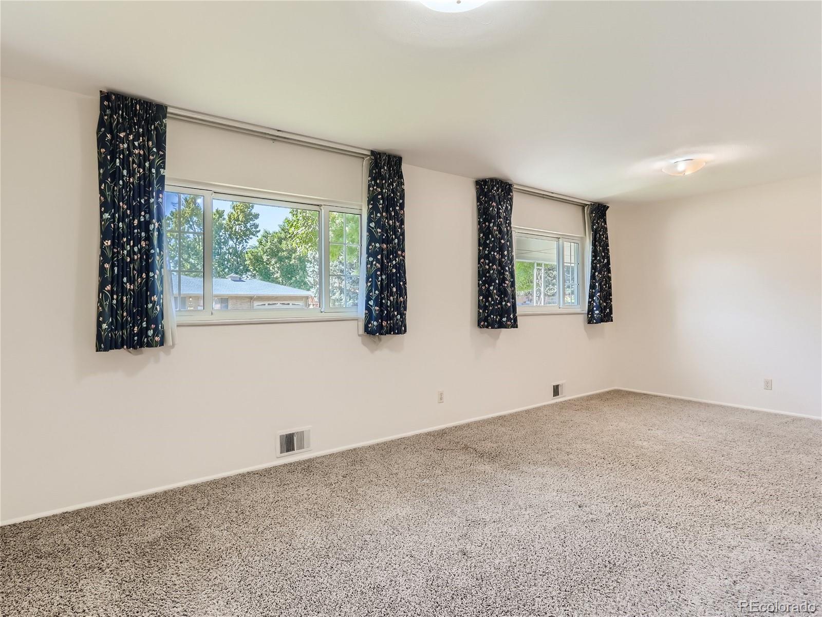 3244 S Newton Street Denver CO 80236