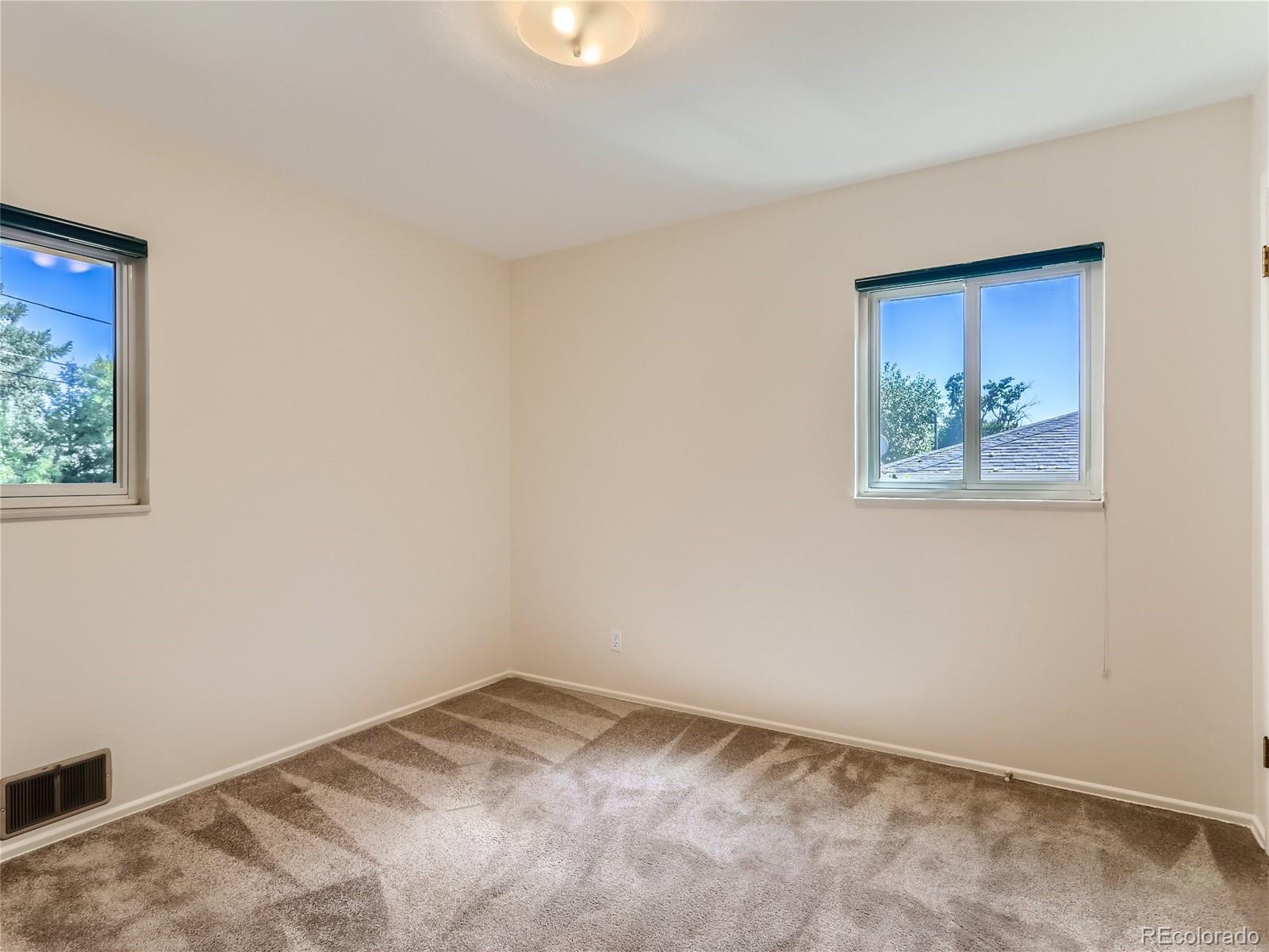 3244 S Newton Street Denver CO 80236