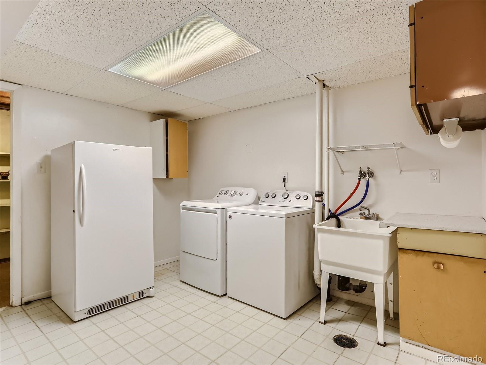 3244 S Newton Street Denver CO 80236