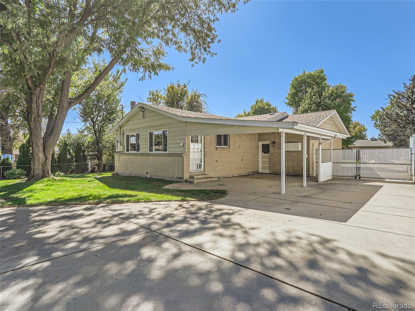 3244 S Newton Street Denver CO 80236