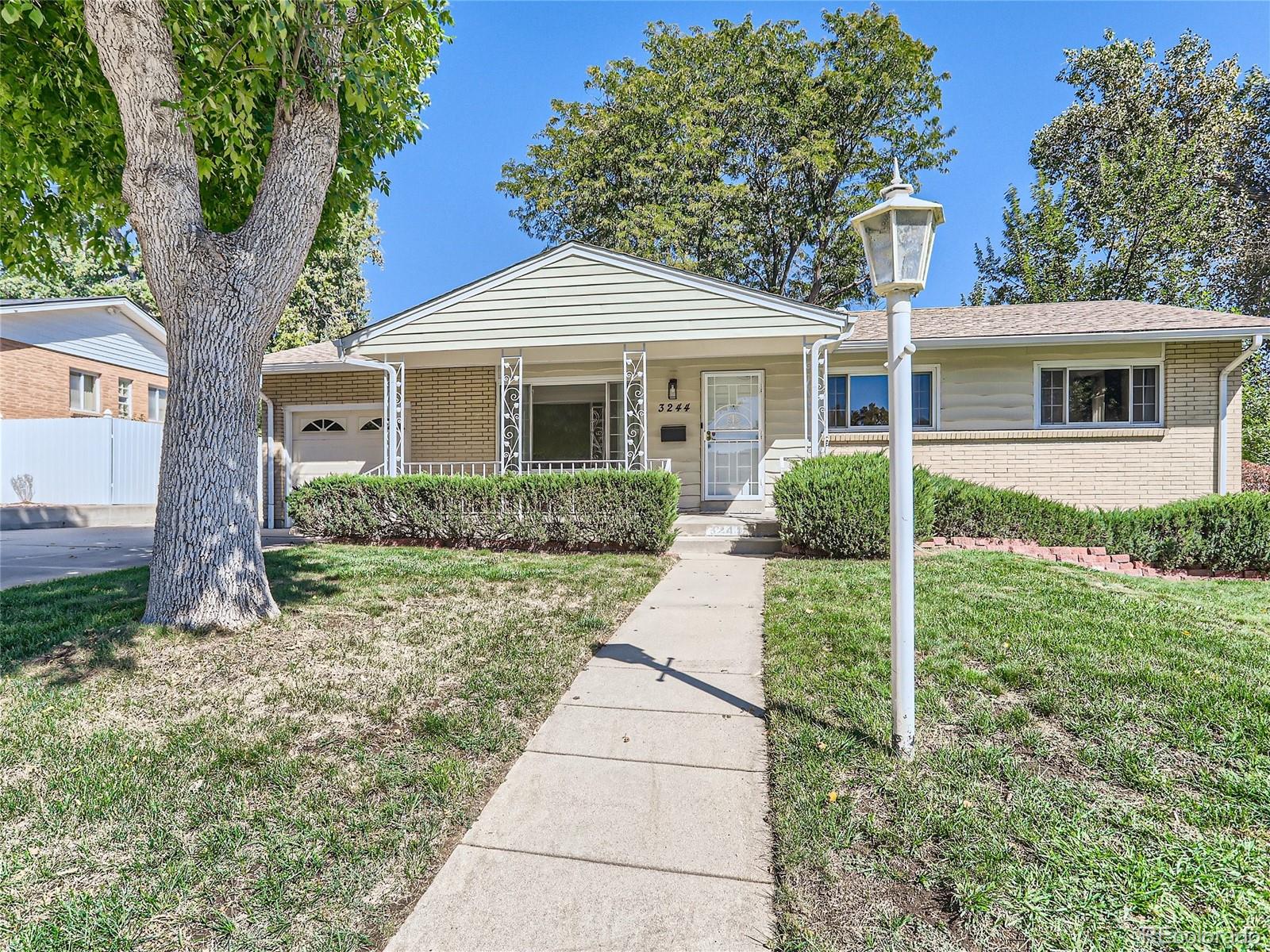 3244 S Newton Street Denver CO 80236