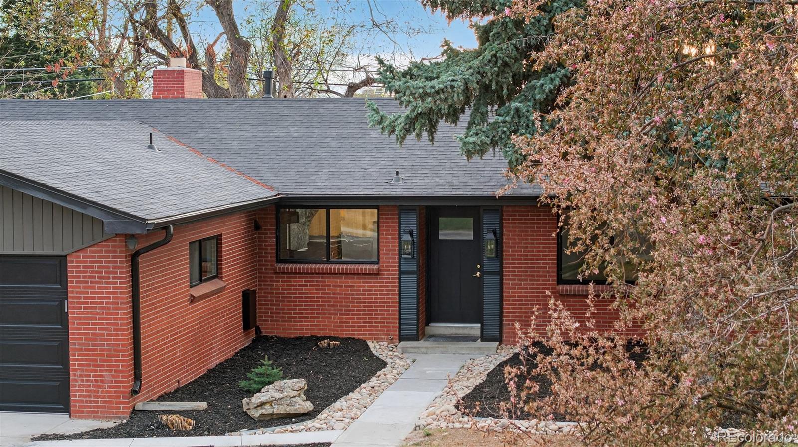 583 S Oneida Way Denver CO 80224