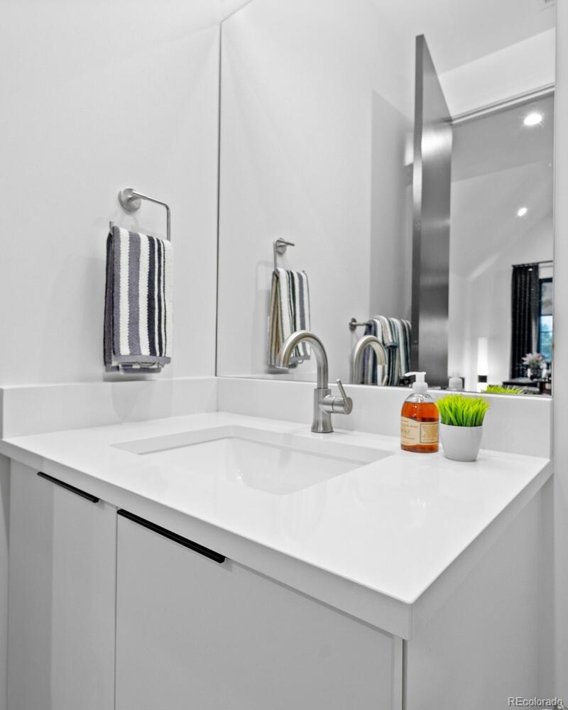 2565 S Jackson Street Denver CO 80210