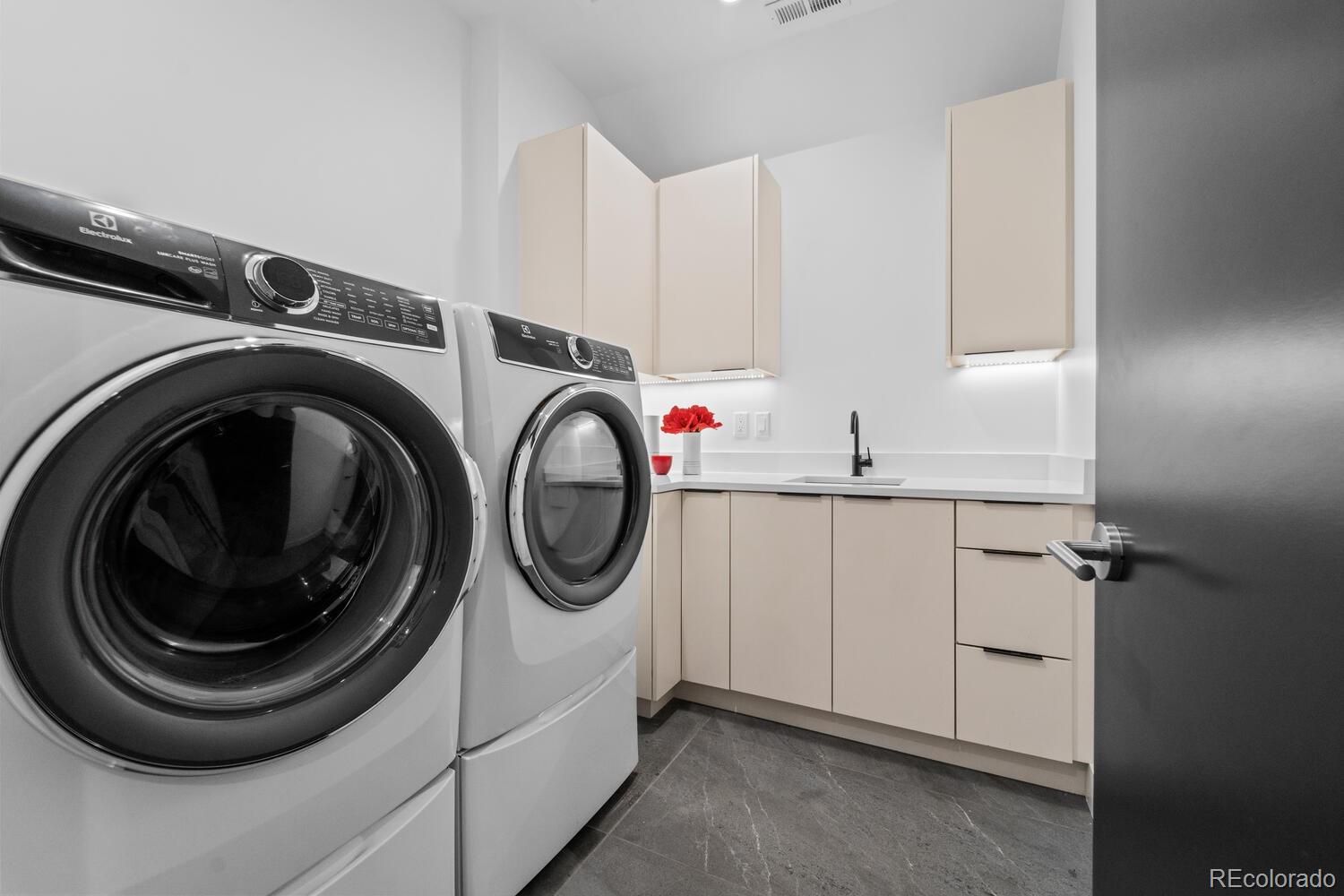 2565 S Jackson Street Denver CO 80210