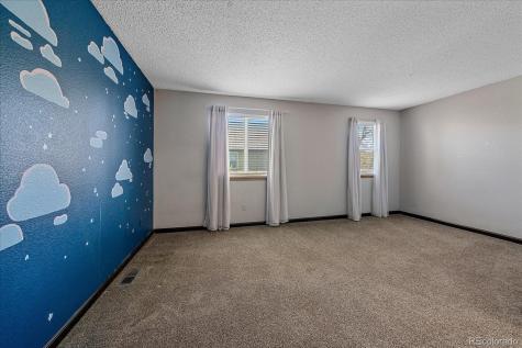 8703 Redwing Avenue Littleton CO 80126