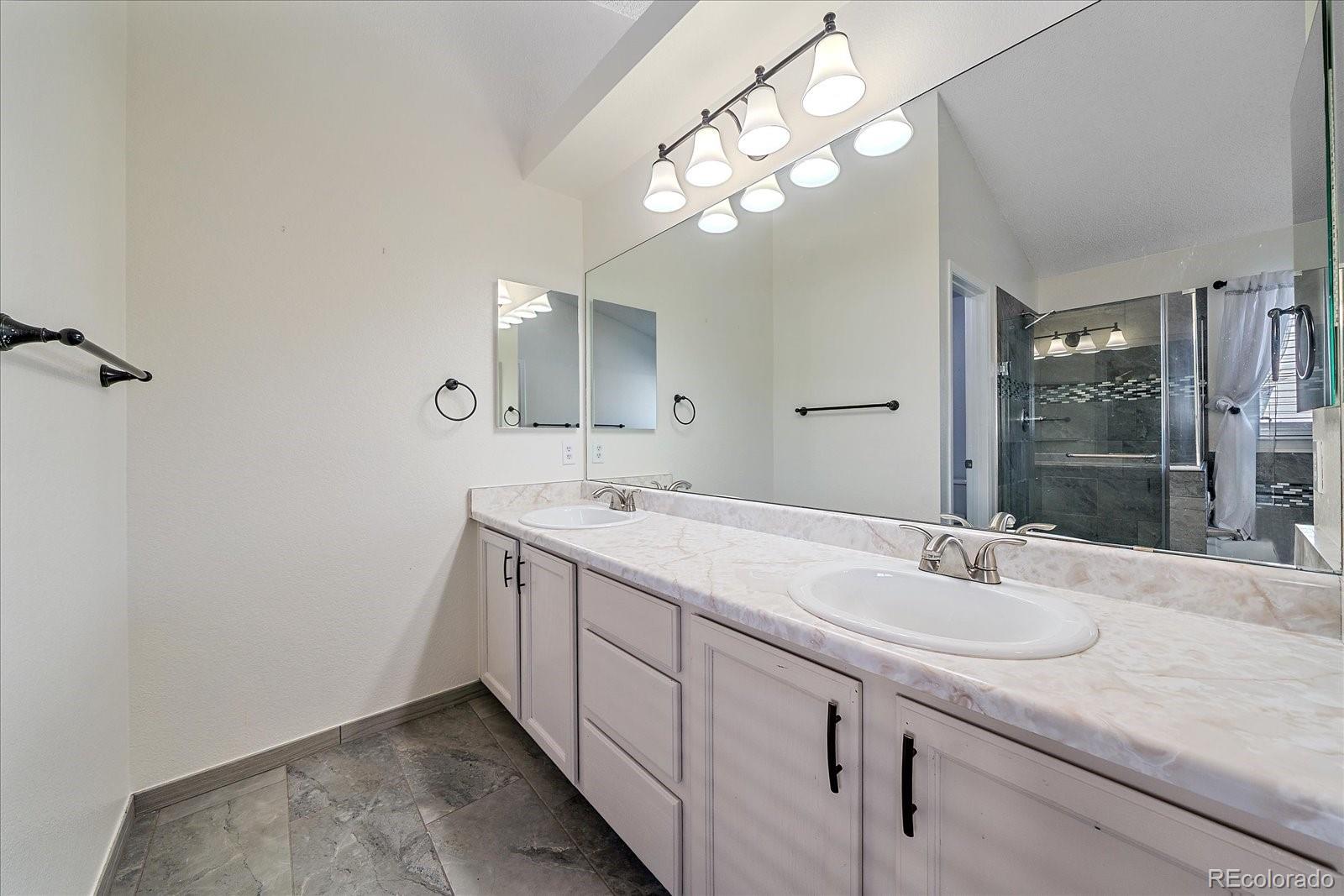 8703 Redwing Avenue Littleton CO 80126