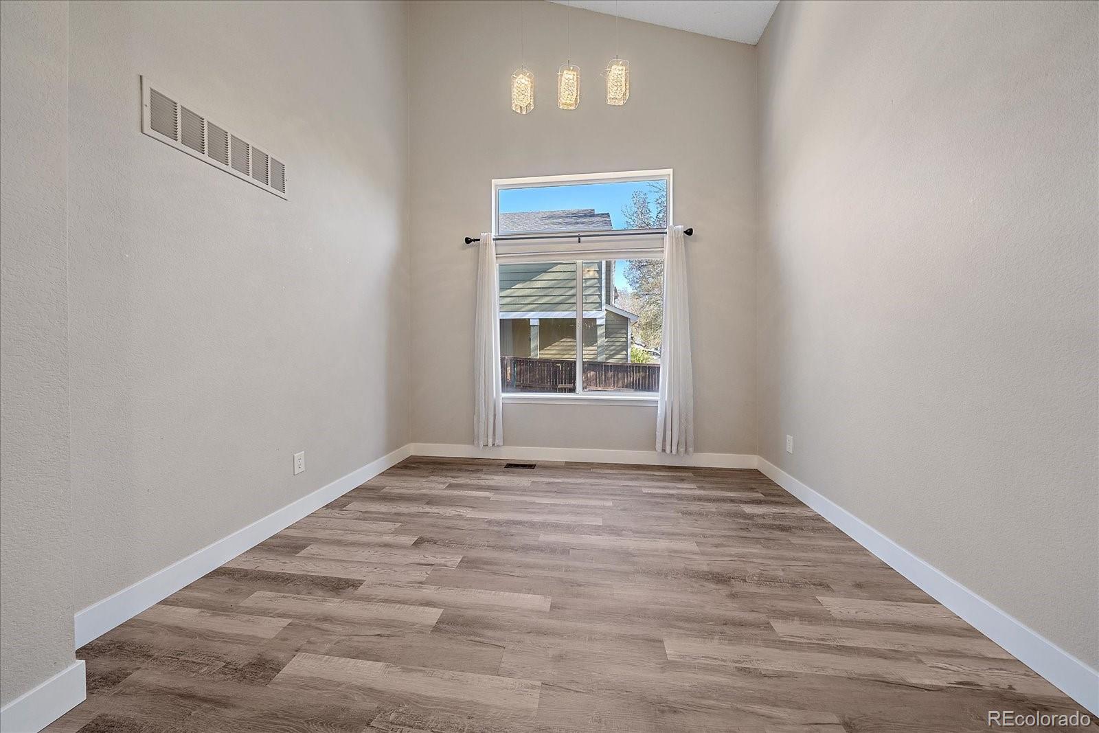 8703 Redwing Avenue Littleton CO 80126