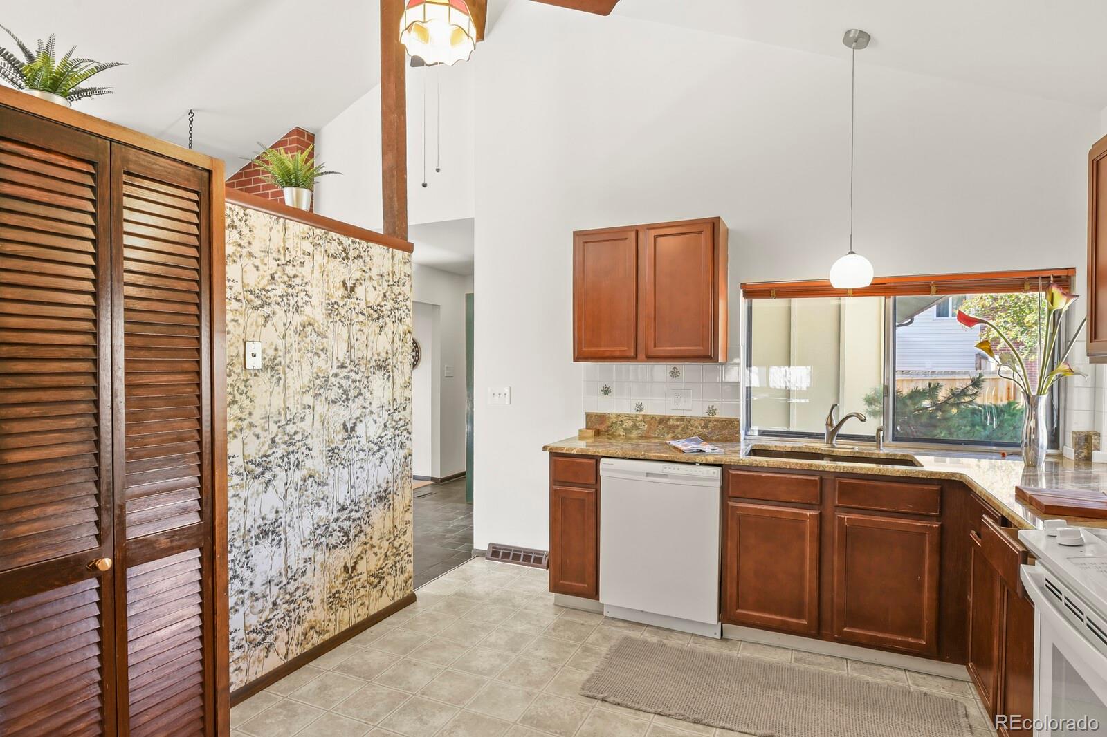 3402 S Dallas Court Denver CO 80231