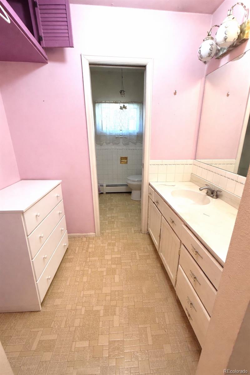6105 W 49th Place Wheat Ridge CO 80033