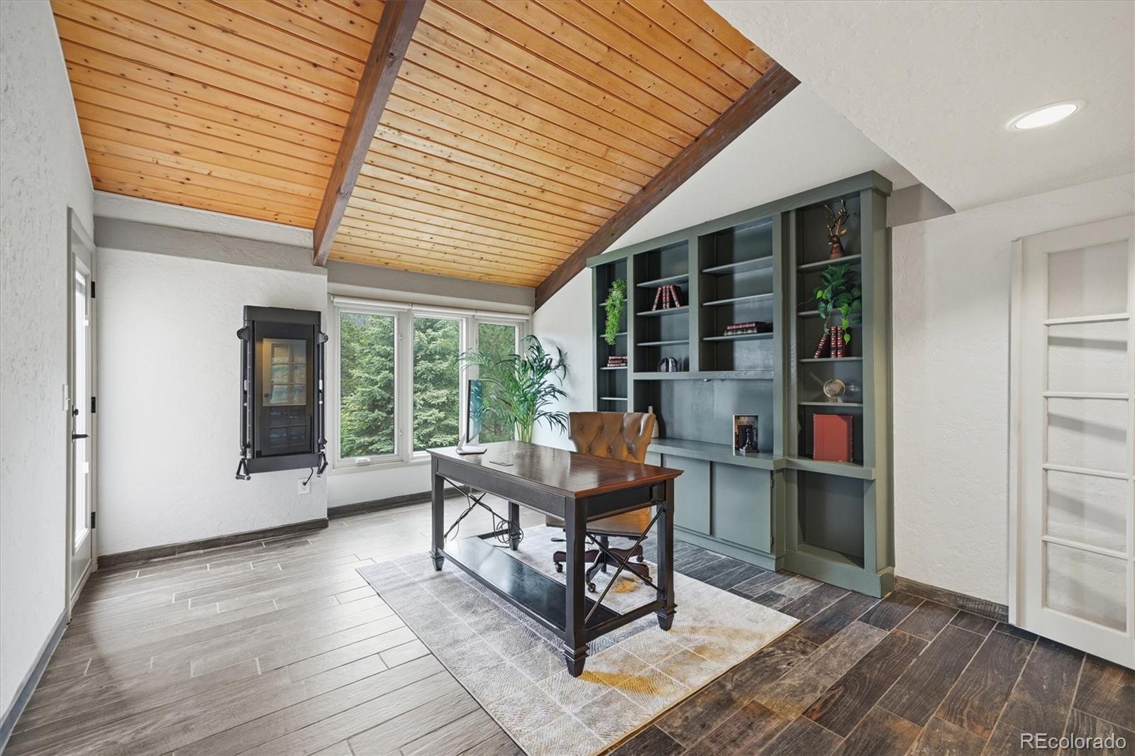 6195 Apache Drive Larkspur CO 80118