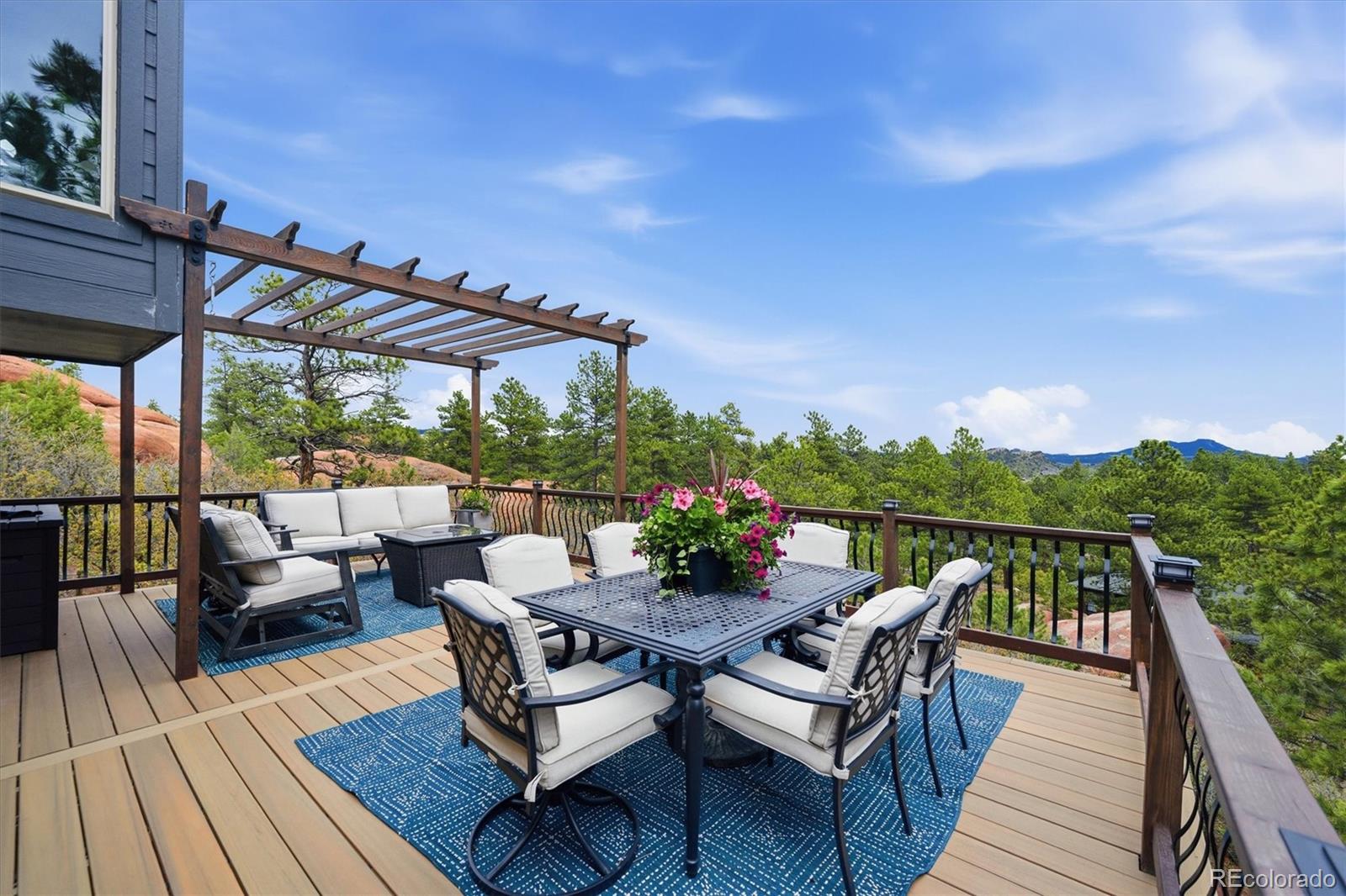 6195 Apache Drive Larkspur CO 80118